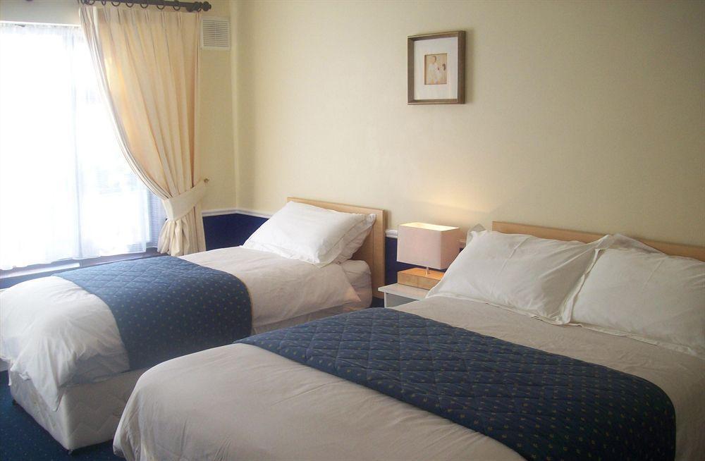 Hillview House Hotel Lusk Kültér fotó