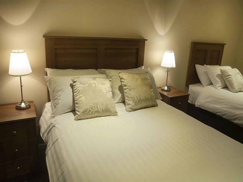 Hillview House Hotel Lusk Kültér fotó