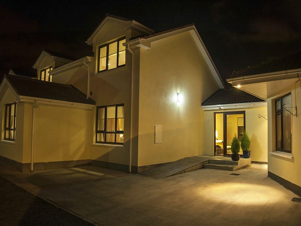 Hillview House Hotel Lusk Kültér fotó